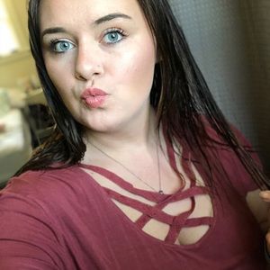 Meet your Posher, Salina